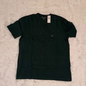 NWT American Eagle short sleeve shirt Hunter green
